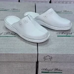 Papuci din piele naturală Ana 7006, alb