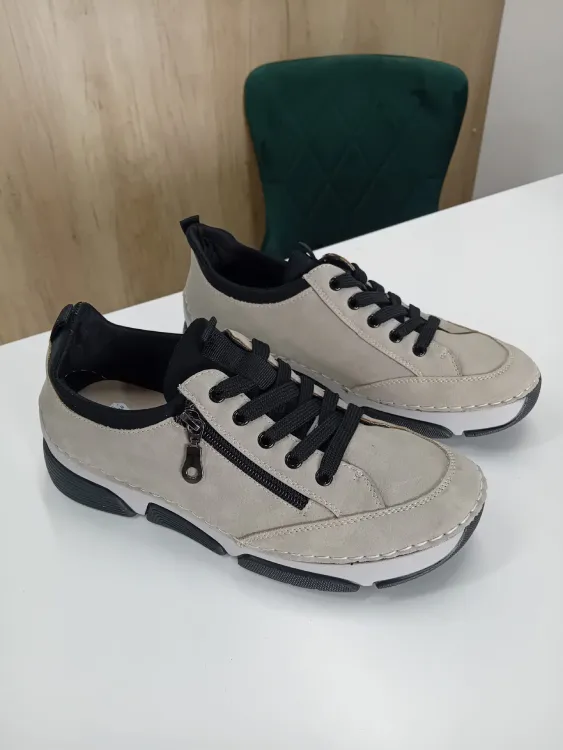 Pantofi Sport / Adidași Dama Bej – Cu Fermoar Lateral, Cusături Decorative și Talpă Flexibilă